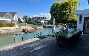 Elegant St Francis Bay Luxury Shore Rd Home - St Francis Bay, South Africa