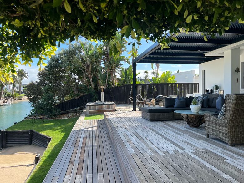 Elegant St Francis Bay Luxury Shore Rd Home - St Francis Bay, South Africa