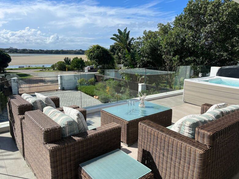 Elegant St Francis Bay Luxury Shore Rd Home - St Francis Bay, South Africa