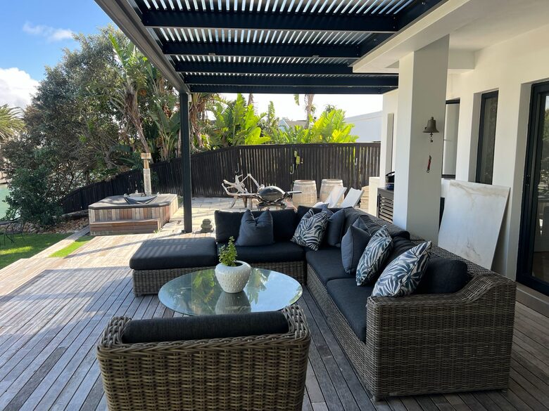 Elegant St Francis Bay Luxury Shore Rd Home - St Francis Bay, South Africa