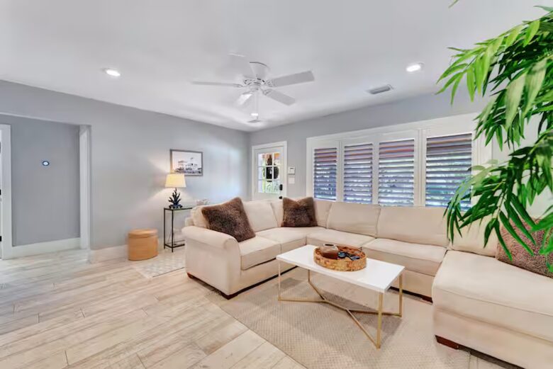 Delray Coastal Retreat with Guest House & Pool - Delray Beach, Florida