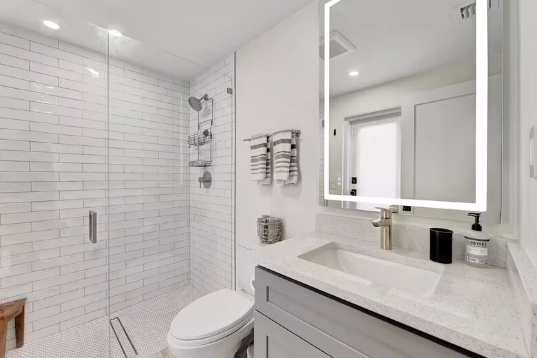 Delray Coastal Retreat with Guest House & Pool - Delray Beach, Florida