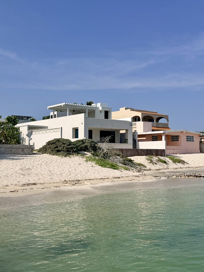 Modern Yucatán Beach House with Rooftop Pool & Direct Sand Access - Chuburná, Mexico