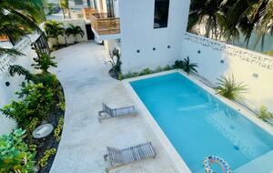 Modern Yucatán Beach House with Rooftop Pool & Direct Sand Access - Chuburná, Mexico