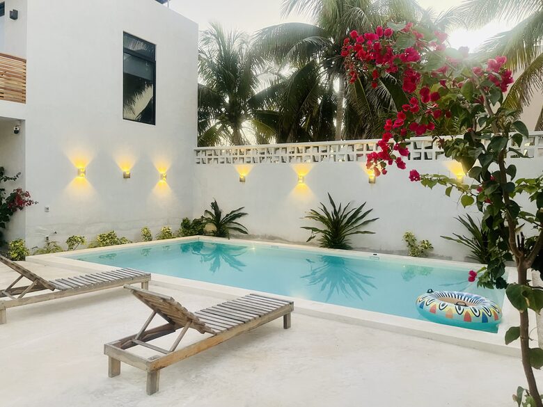 Modern Yucatán Beach House with Rooftop Pool & Direct Sand Access - Chuburná, Mexico