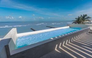 Modern Yucatán Beach House with Rooftop Pool & Direct Sand Access - Chuburná, Mexico