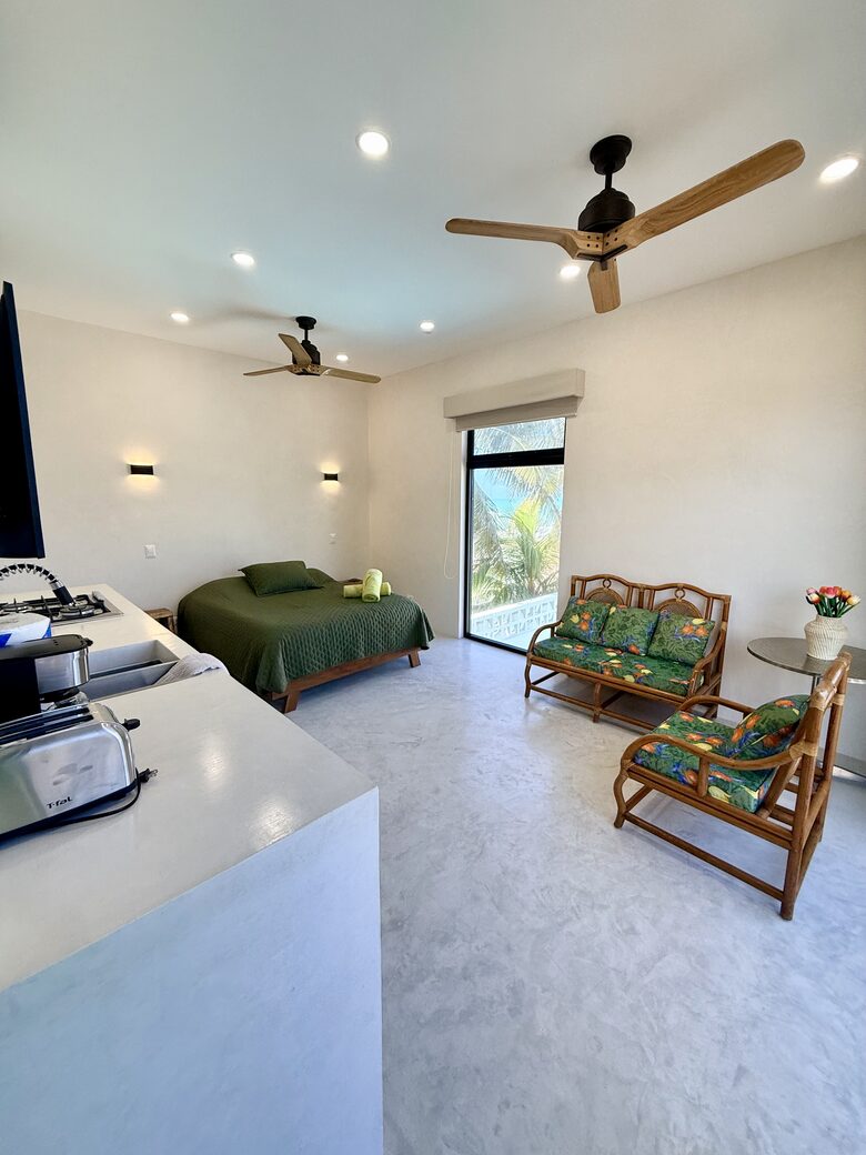 Modern Yucatán Beach House with Rooftop Pool & Direct Sand Access - Chuburná, Mexico