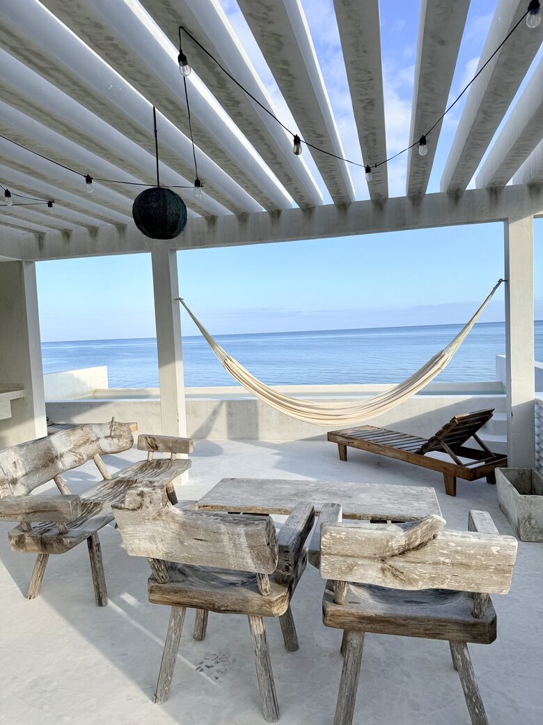 Modern Yucatán Beach House with Rooftop Pool & Direct Sand Access - Chuburná, Mexico