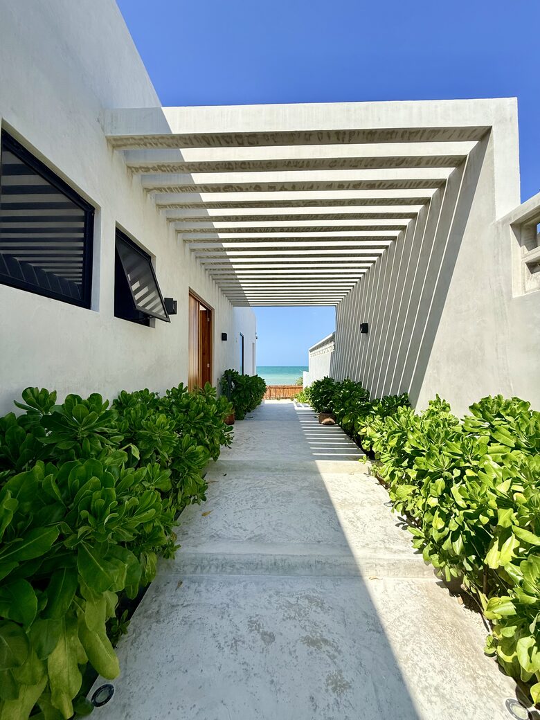 Modern Yucatán Beach House with Rooftop Pool & Direct Sand Access - Chuburná, Mexico