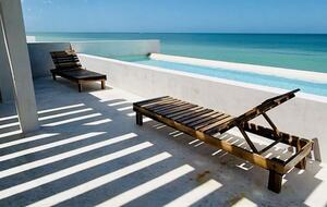 Modern Yucatán Beach House with Rooftop Pool & Direct Sand Access - Chuburná, Mexico
