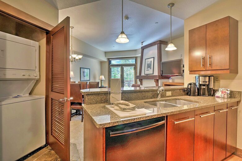 Copper Mountain Condo Near Slopes & Village - Frisco, Colorado