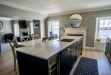 Coastal Elegance on Findhorn Bay - upper apartment - Moray, United Kingdom