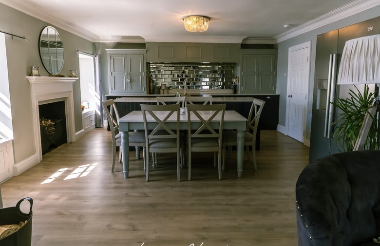 Coastal Elegance on Findhorn Bay - upper apartment - Moray, United Kingdom
