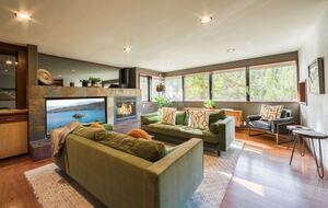 Architectural Tahoe Escape Near Palisades Tahoe - Alpine Meadows, California
