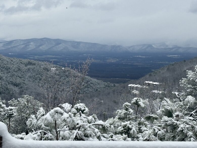 Elevated Views | Refined Massanutten Mountain Retreat - McGaheysville, Virginia