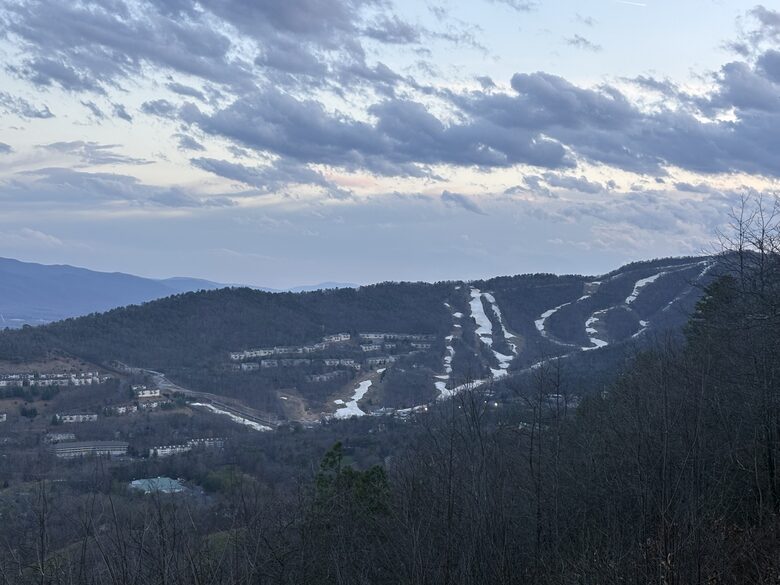 Elevated Views | Refined Massanutten Mountain Retreat - McGaheysville, Virginia