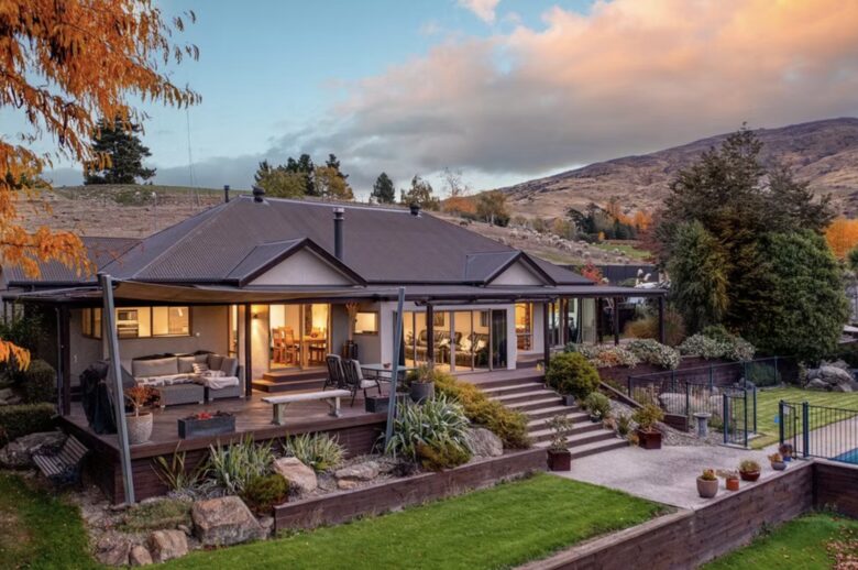 Central Otago Retreat Sanctuary on 21 Hectares - Cromwell, New Zealand