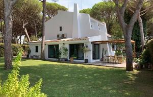 Contemporary Coastal Villa in the Pines of Roche - Roche, Spain