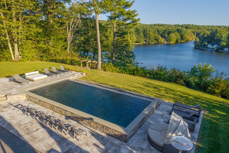 Luxury Mt. Wachusett Boston Lakehouse - Westminster, Massachusetts