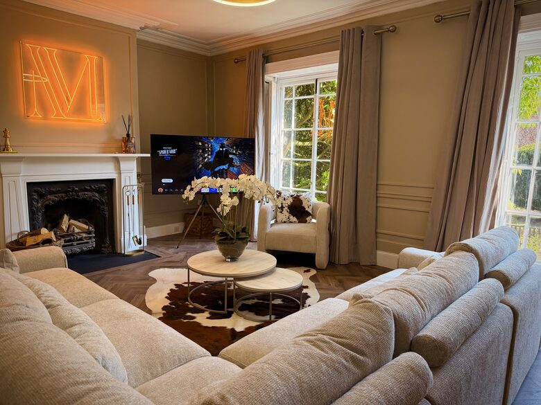 Historic English Estate with Private Grounds - Ormskirk, United Kingdom