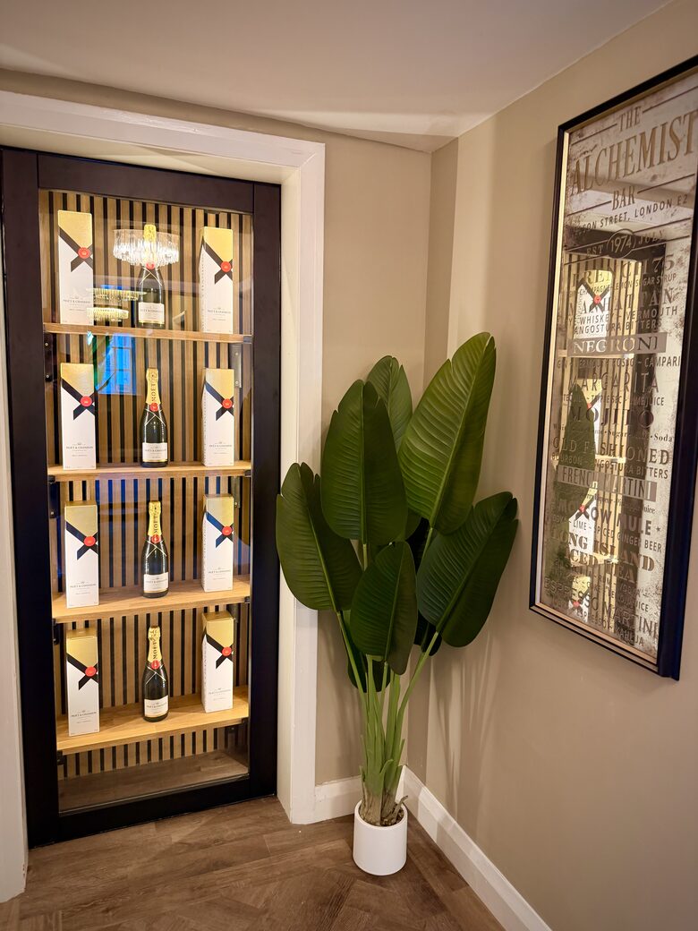 Historic English Estate with Private Grounds - Ormskirk, United Kingdom