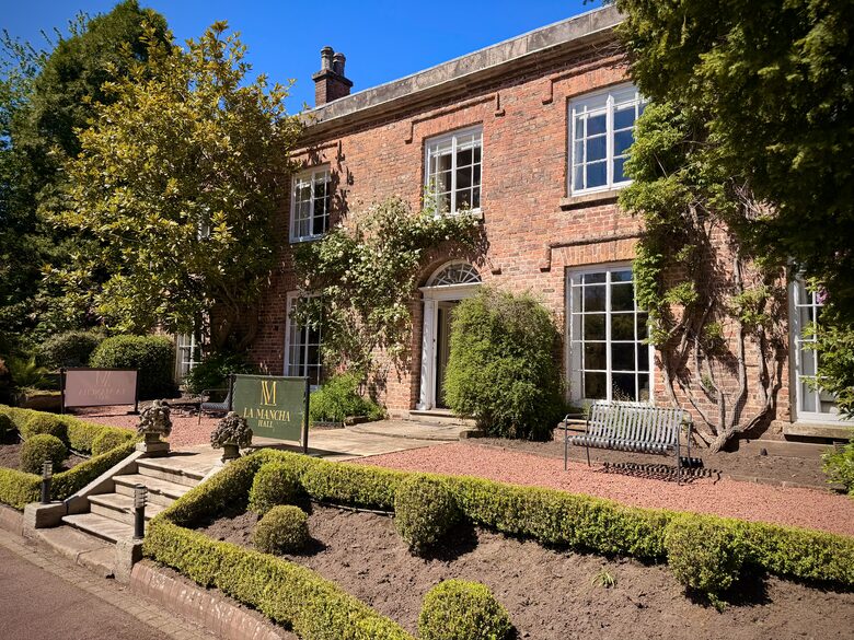 Historic English Estate with Private Grounds - Ormskirk, United Kingdom