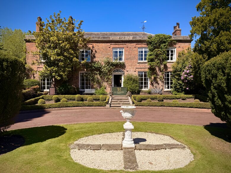 Historic English Estate with Private Grounds - Ormskirk, United Kingdom