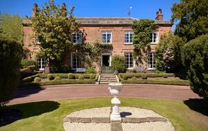 Historic English Estate with Private Grounds - Ormskirk, United Kingdom