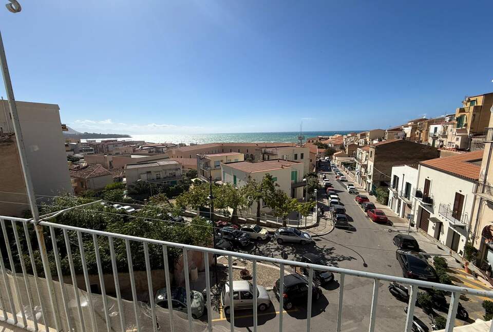 Seaside Charm in Historic Cefalù - Cefalù, Italy