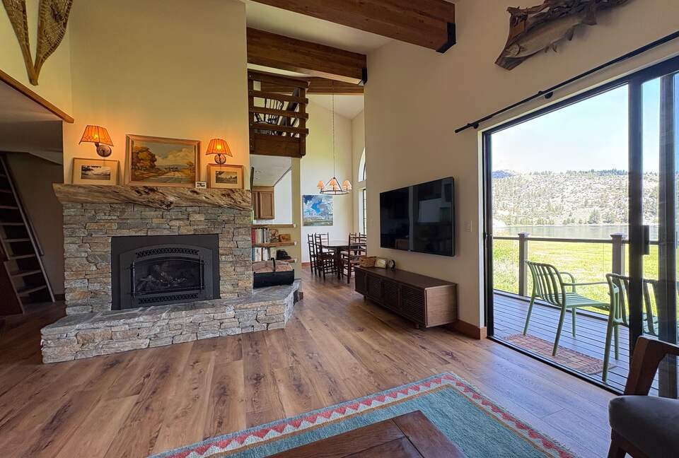 Renovated Mountain Escape Near June Lake Village - June Lake, California