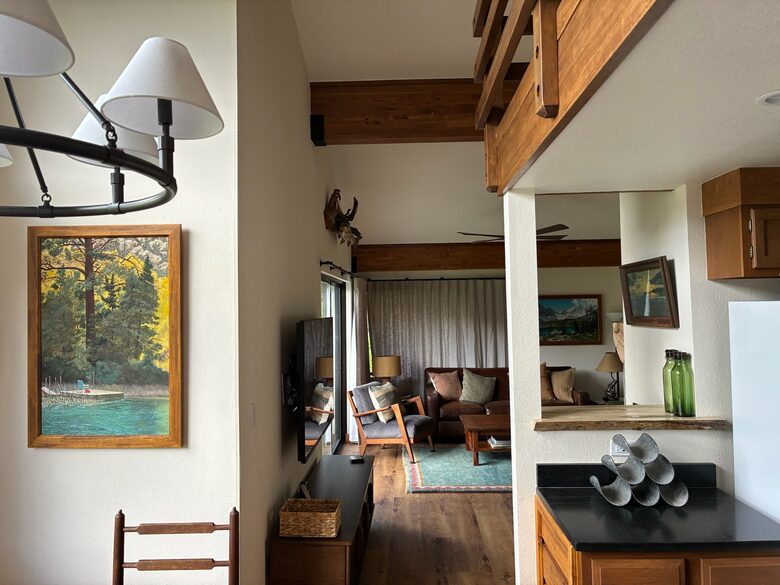 Renovated Mountain Escape Near June Lake Village - June Lake, California