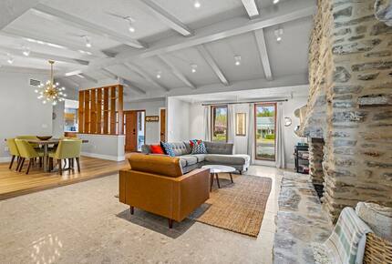 Main Street Hill Country Escape - Fredericksburg, Texas
