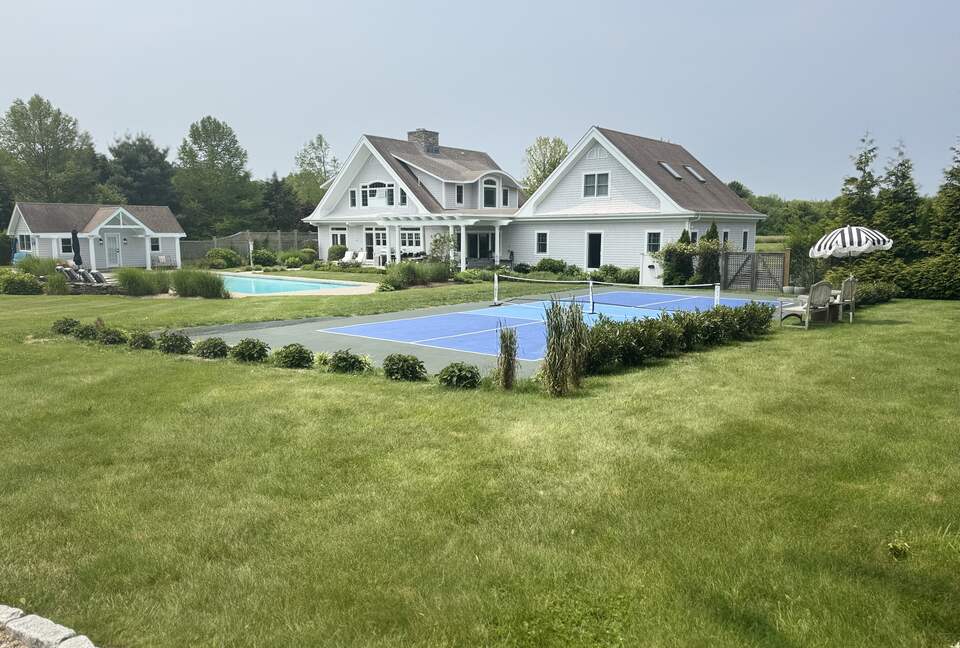Coastal Country Escape Near Newport & Rhode Island Beaches - Portsmouth, Rhode Island