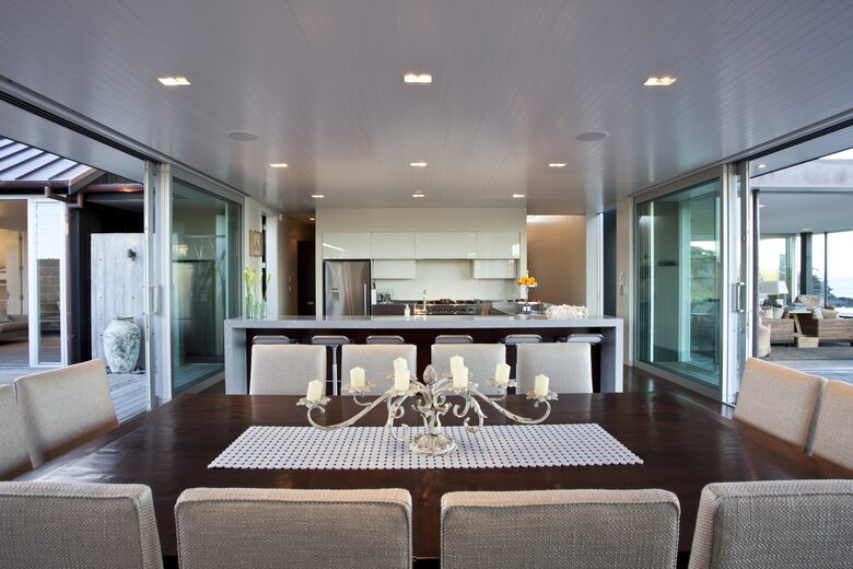 Hei Matau Lodge - Luxury Waiheke Retreat with Private Headland & Oceanfront Setting - Waiheke Island, New Zealand