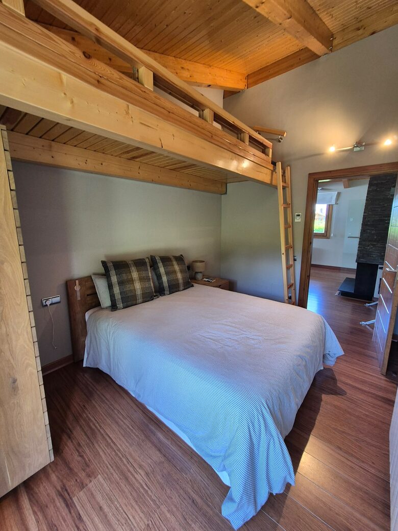 Elegant Mountain Escape in the Spanish Pyrenees - Guils de Cerdanya, Spain
