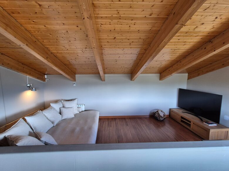 Elegant Mountain Escape in the Spanish Pyrenees - Guils de Cerdanya, Spain