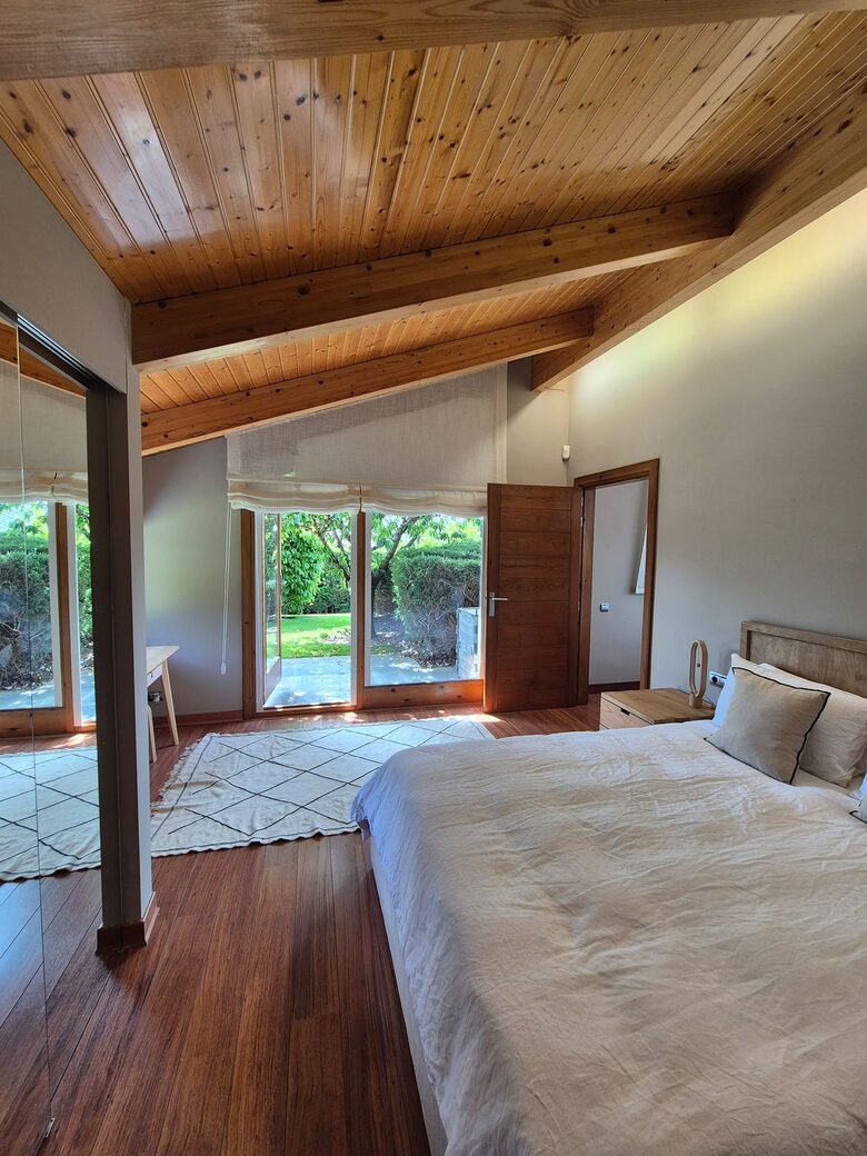 Elegant Mountain Escape in the Spanish Pyrenees - Guils de Cerdanya, Spain