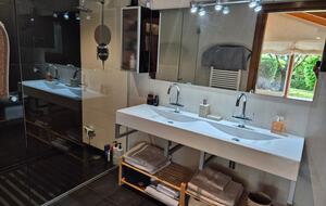 Elegant Mountain Escape in the Spanish Pyrenees - Guils de Cerdanya, Spain
