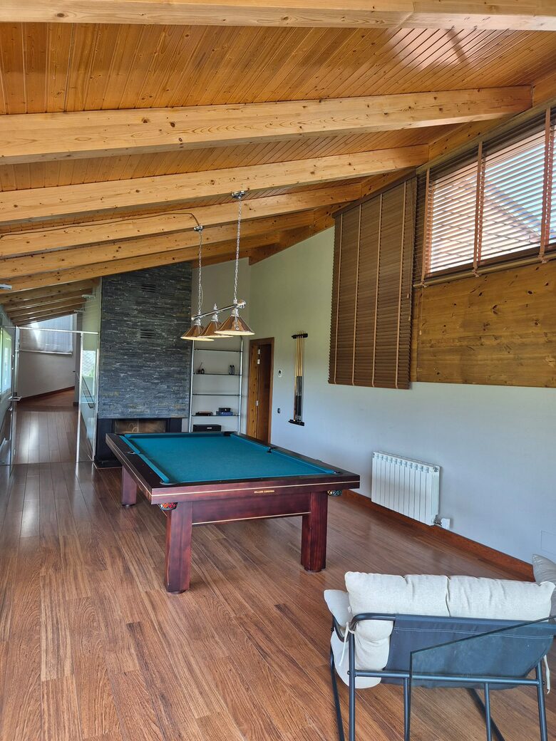 Elegant Mountain Escape in the Spanish Pyrenees - Guils de Cerdanya, Spain