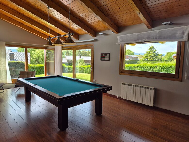 Elegant Mountain Escape in the Spanish Pyrenees - Guils de Cerdanya, Spain