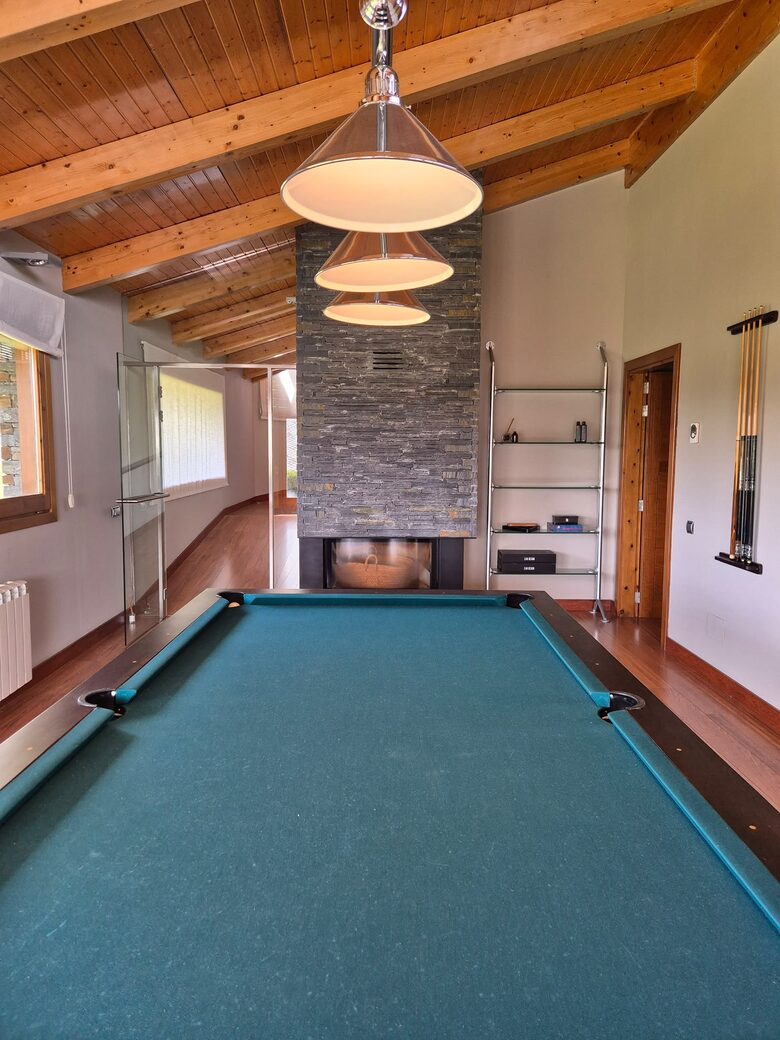 Elegant Mountain Escape in the Spanish Pyrenees - Guils de Cerdanya, Spain