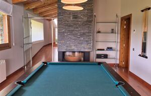 Elegant Mountain Escape in the Spanish Pyrenees - Guils de Cerdanya, Spain