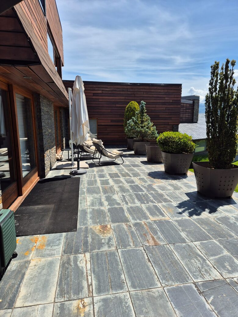 Elegant Mountain Escape in the Spanish Pyrenees - Guils de Cerdanya, Spain