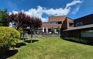 Elegant Mountain Escape in the Spanish Pyrenees - Guils de Cerdanya, Spain