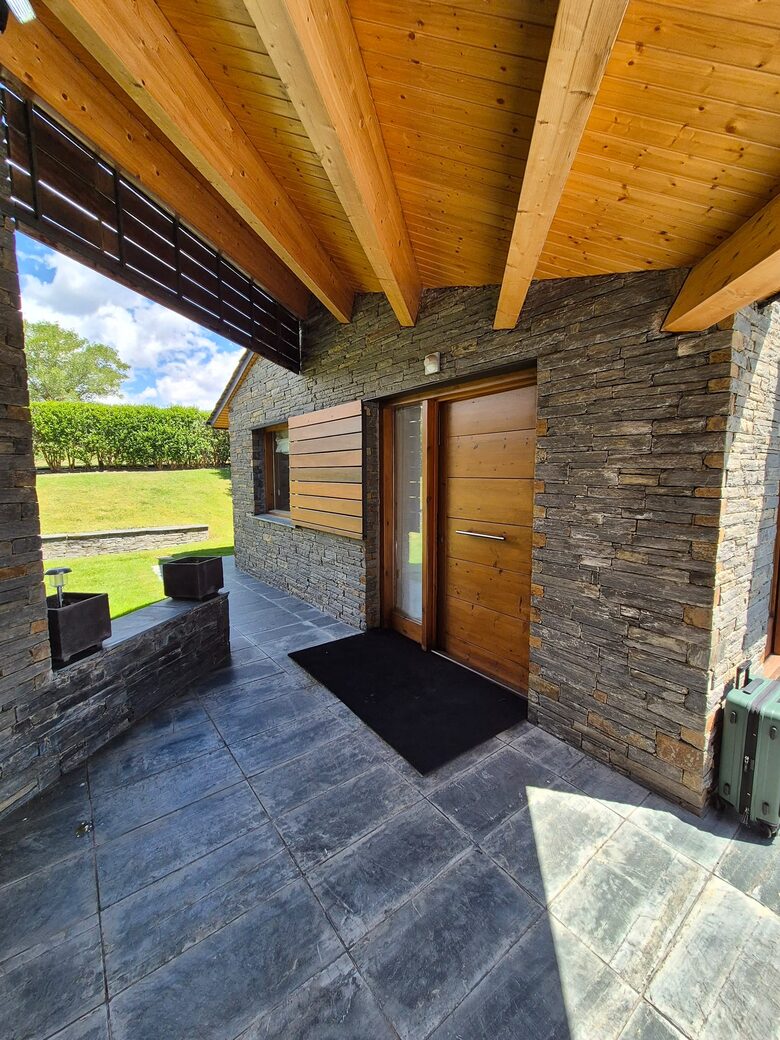 Elegant Mountain Escape in the Spanish Pyrenees - Guils de Cerdanya, Spain