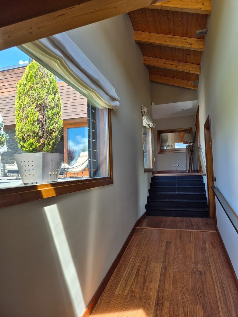 Elegant Mountain Escape in the Spanish Pyrenees - Guils de Cerdanya, Spain