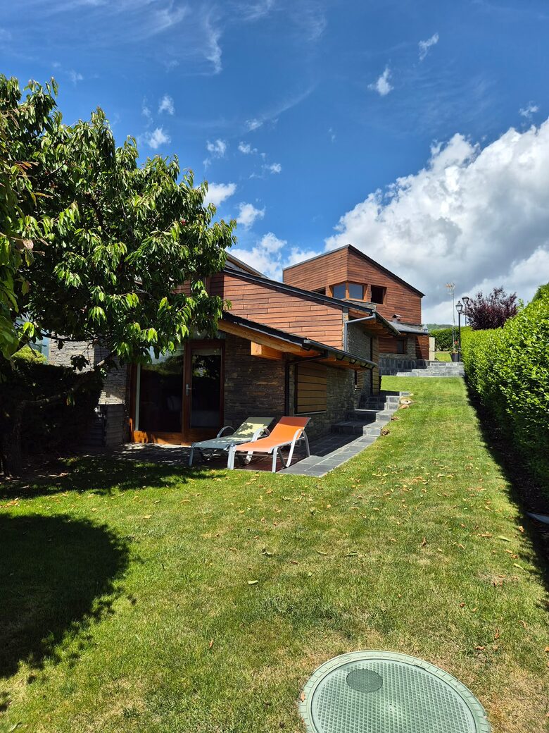 Elegant Mountain Escape in the Spanish Pyrenees - Guils de Cerdanya, Spain