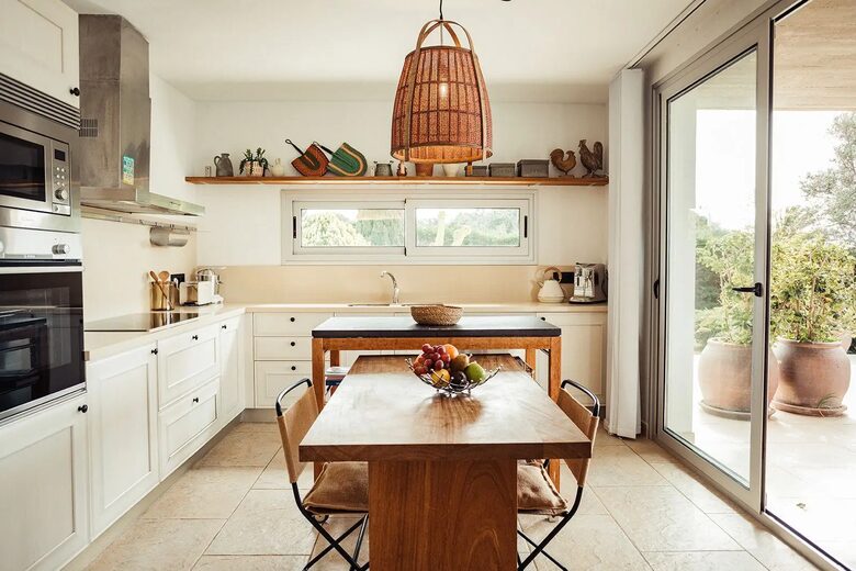 A South Coast Mediterranean Villa with Sea Views - Sant Lluís, Menorca, Spain