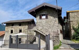 Peaceful Lombardy Residence Near Lake Como - Peglio, Italy