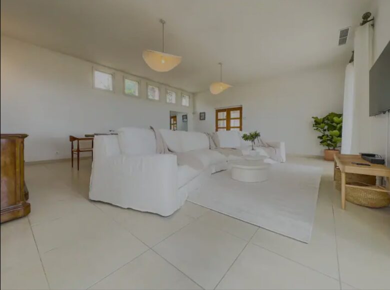 A Lovely Home in the Hills of Vallauris - Vallauris, France